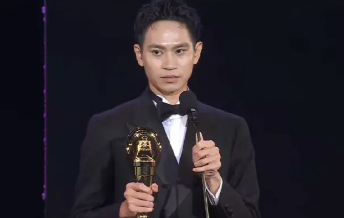 Andy奪「年度個人創作者獎」。(圖/翻攝走鐘獎頒獎典禮YouTube)